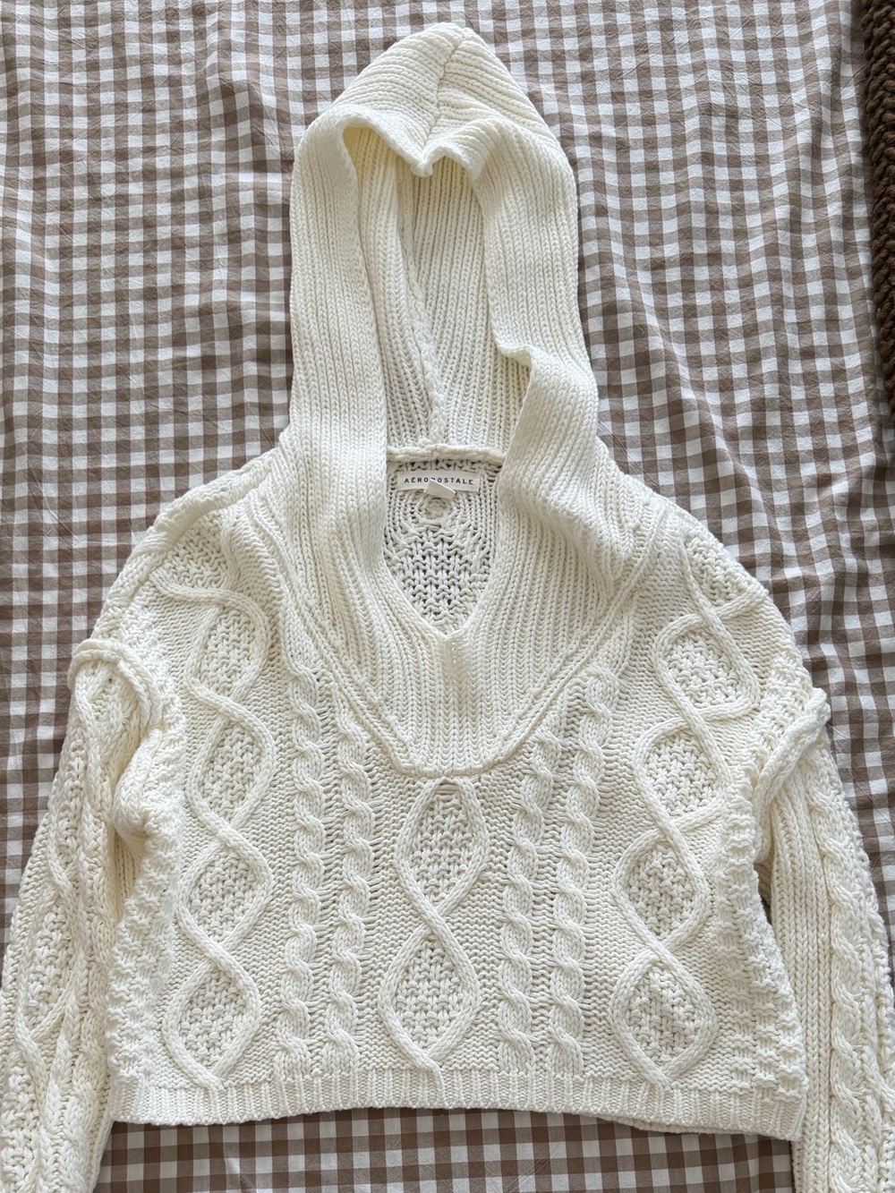 Aeropostale Cream Cable Knit Cropped V-Neck Hoodie